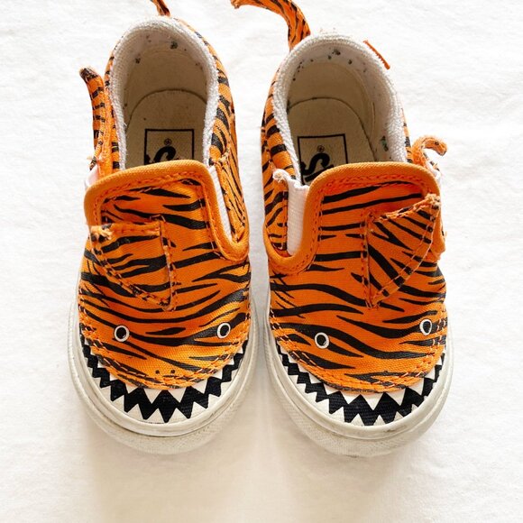 Vans Other - Vans Tiger Stripe Sneakers size 6